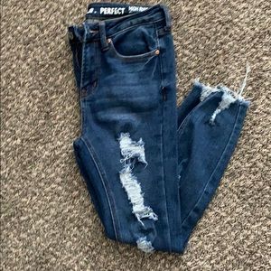 Distressed Dark-washed Jeans